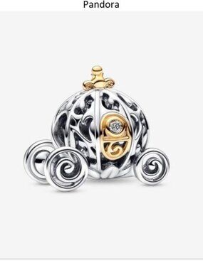 Pandora Disney 100th Anniversary Cinderella's Enchanted Carriage Charm